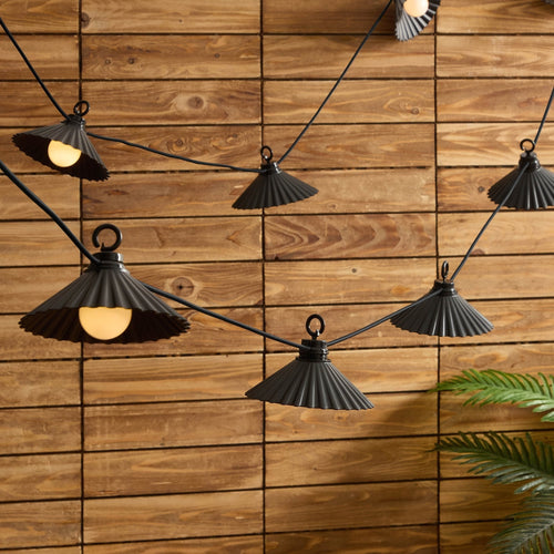 Dusklia - 10 Indoor/Outdoor Flower String Lights (Mains Powered) - White