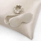 Dusklia - 19 Momme Silk Pillowcase, Eye Mask and Hair Tie Gift Set - Champagne