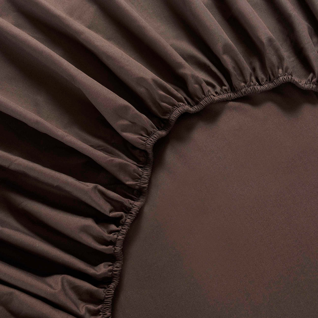 Dusklia - 200 Thread Count Plain-Dye Fitted Sheet - Chocolate