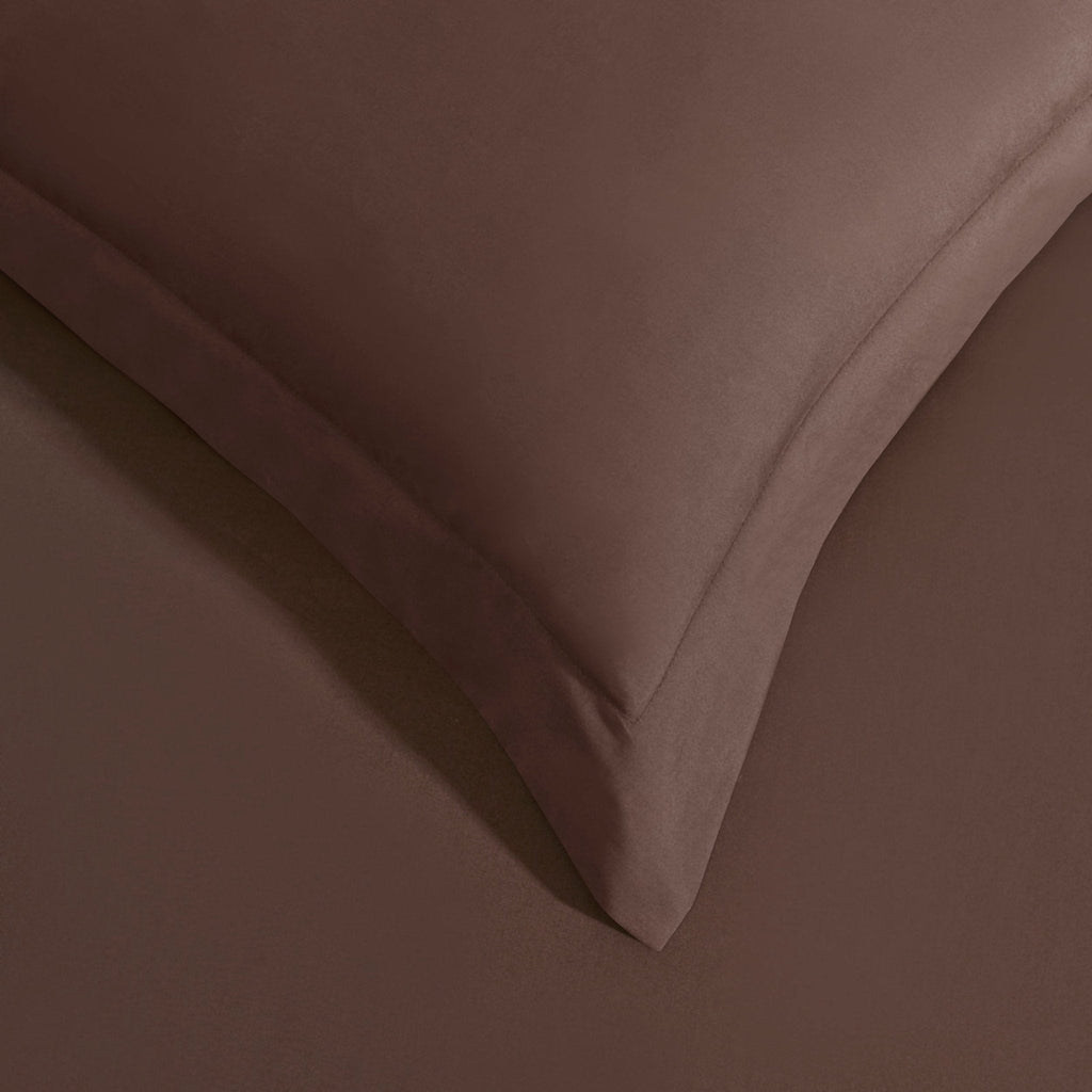 Dusklia - Pair of Plain-Dye Oxford Pillowcases - 200 Thread Count - Chocolate