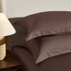 Dusklia - Pair of Plain-Dye Oxford Pillowcases - 200 Thread Count - Chocolate