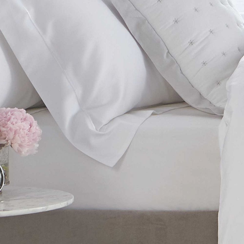 Dusklia - 400 Thread Count Sateen Fitted Sheet - White