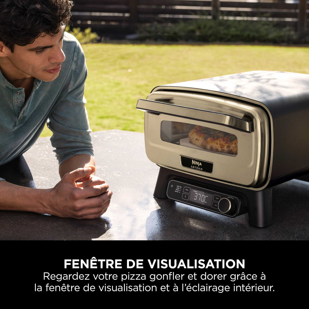 Four à pizza et air fryer électrique d’extérieur Ninja Artisan - Noir et Or
