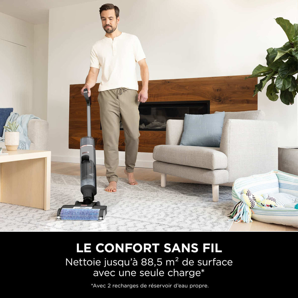 Aspirateur laveur sans fil Shark HydroVac avec 1L de produit nettoyant multi-surfaces