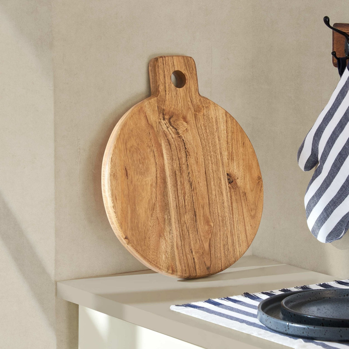 Dusklia - Acacia Circle Chopping Board - Natural
