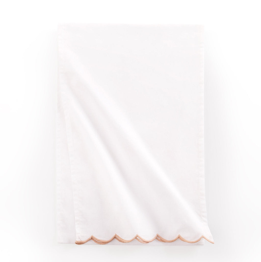 Dusklia - Amor Scallop Edge Table Runner - Pink Sand