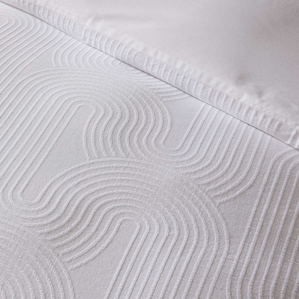 Dusklia - Archie Geo Woven Jaquard 200 Thread Count Duvet Cover & Pillowcase Set - White