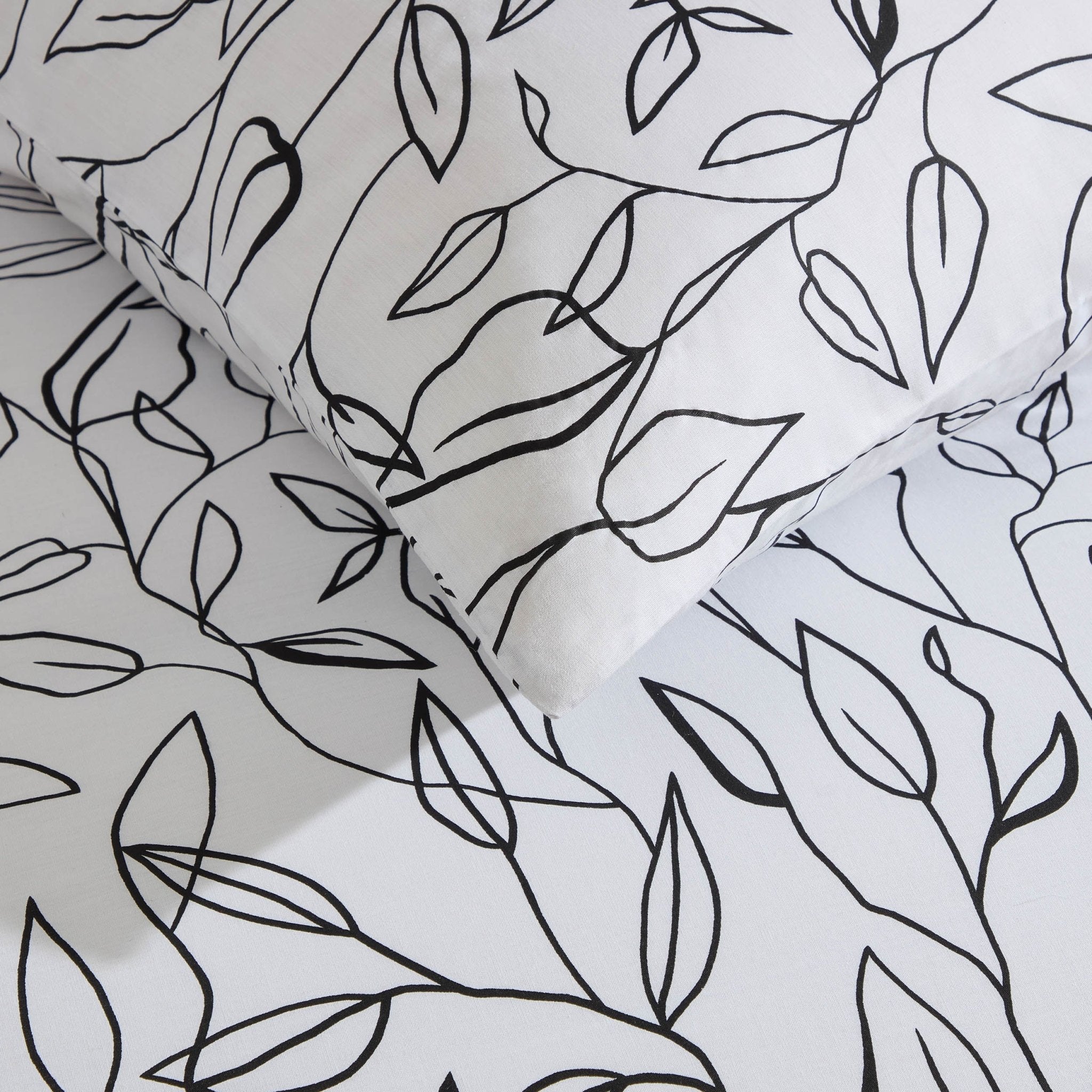 Dusklia - Astrid 100% Cotton Duvet Cover & Pillowcase Set - Off White/Black