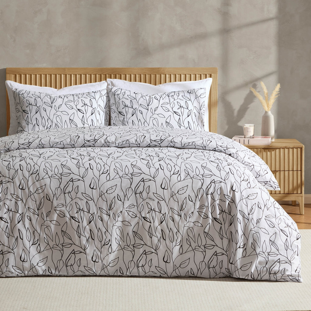 Dusklia - Astrid 100% Cotton Duvet Cover & Pillowcase Set - Off White/Black