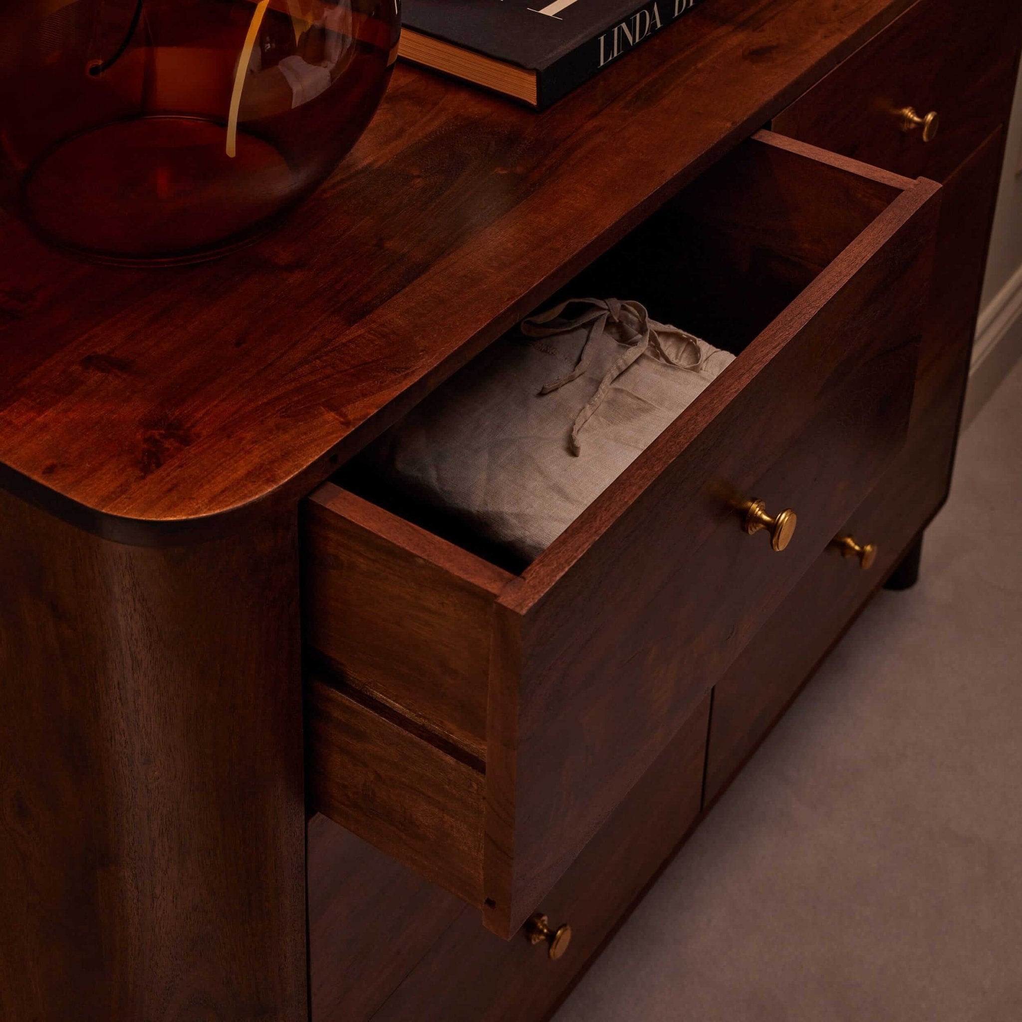 Dusklia - Avery Acacia Wood 6 Drawer Chest - Walnut