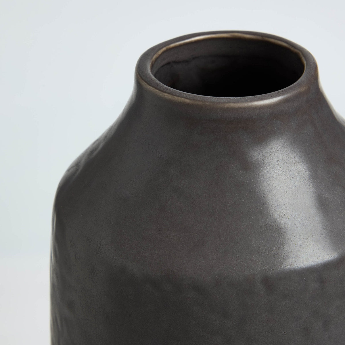 Dusklia - Azalea Matt Effect Vase - Charcoal