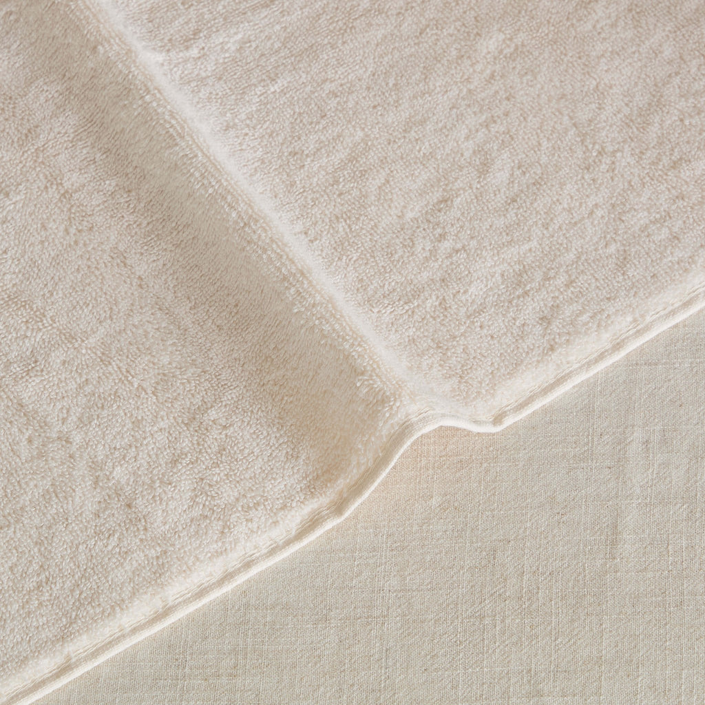 Dusklia - Super Soft Bamboo Cotton Blend Towel Collection - Vanilla