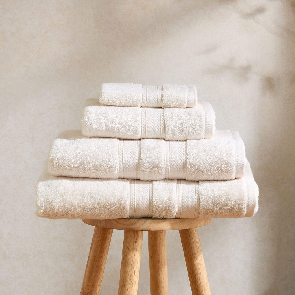 Dusklia - Super Soft Bamboo Cotton Blend Towel Collection - Vanilla