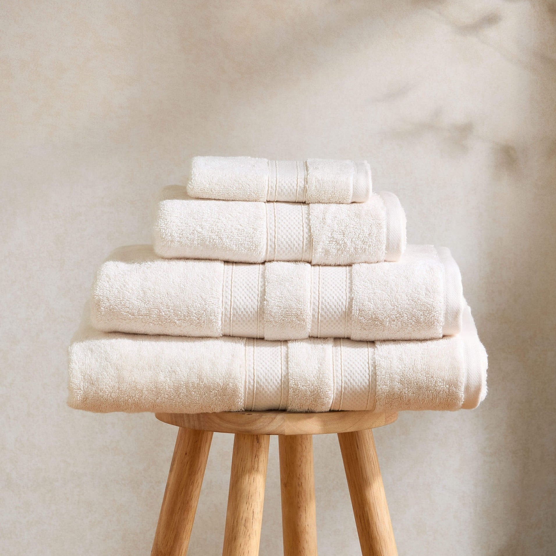 Dusklia - Super Soft Bamboo Cotton Blend Towel Collection - Vanilla