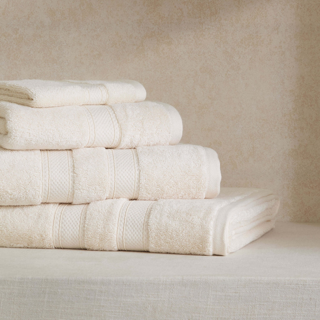 Dusklia - Super Soft Bamboo Cotton Blend Towel Collection - Vanilla
