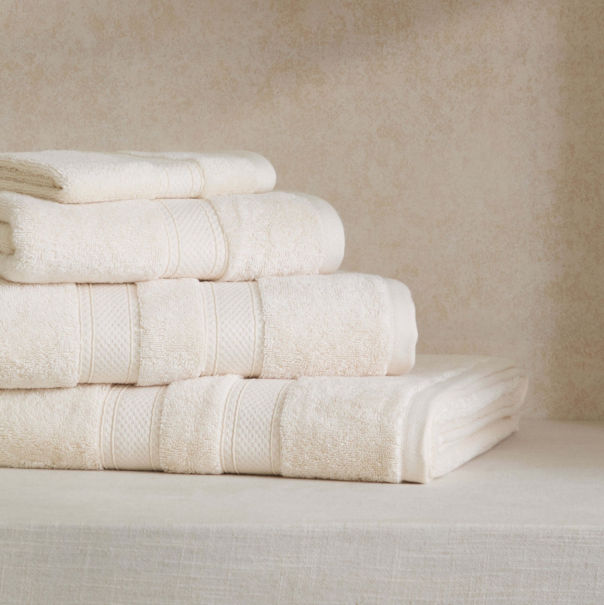 Dusklia - Super Soft Bamboo Cotton Blend Towel Collection - Vanilla