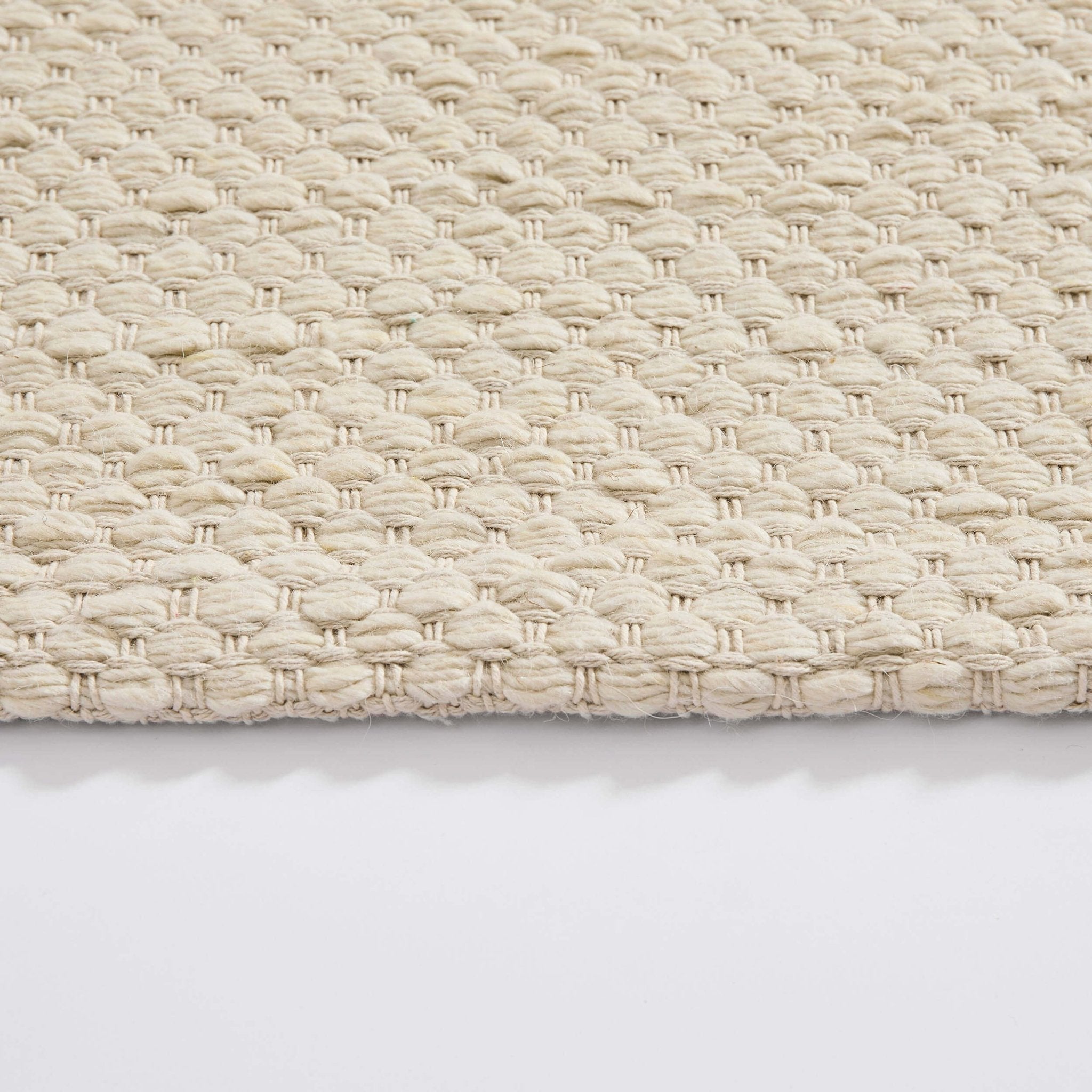 Dusklia - Benji Handwoven Loop Rug - Ivory