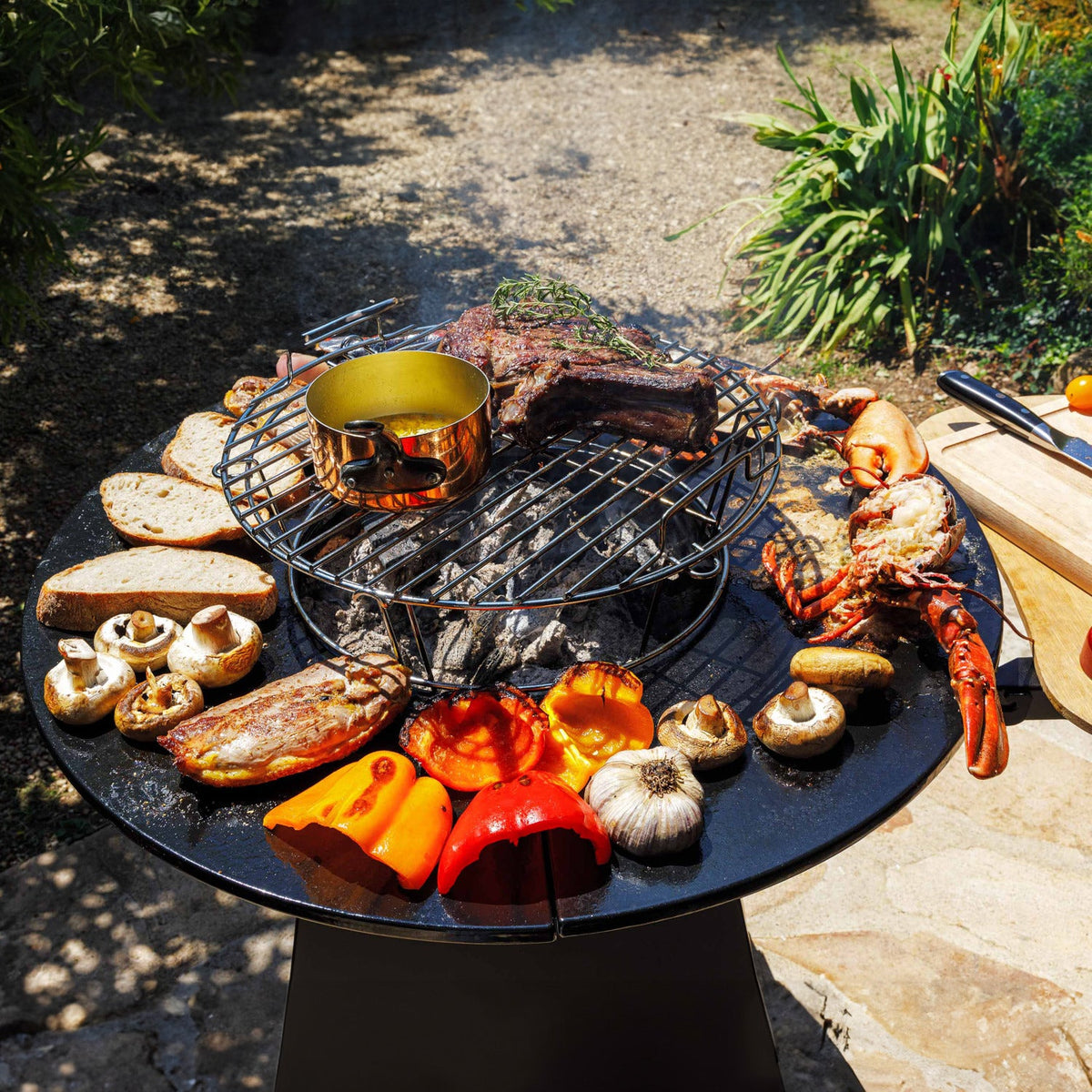 Brasero de cuisson bois & charbon avec plaque en fonte émaillée REVO Vulcan
