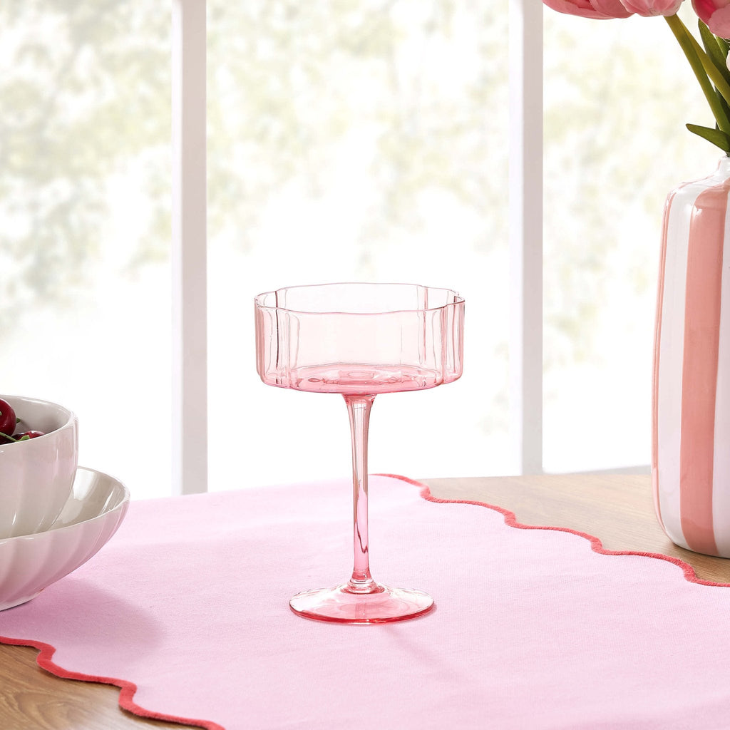Dusklia - Brynn Scalloped Edge Glass Coupes - Set of 4 - Pink