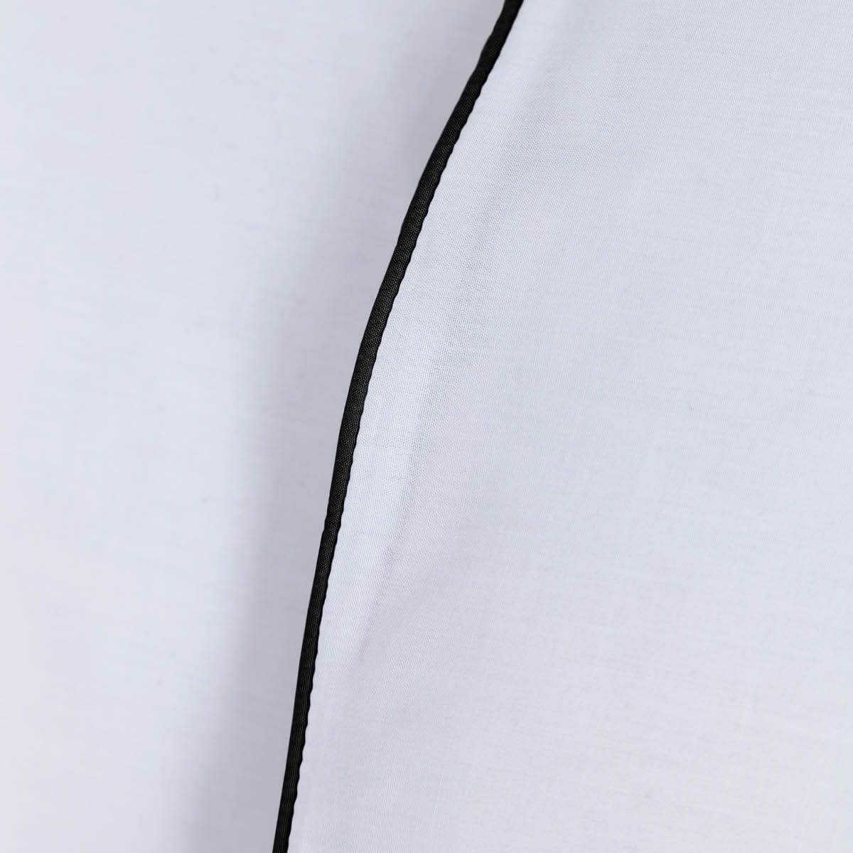 Dusklia - Cambridge 200 Thread Count Duvet Cover - Cotton - White/Black