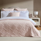 Dusklia - Cannes Matelassé Bedspread - Ballet Slipper