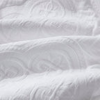 Dusklia - Cannes Matelassé Bedspread - White