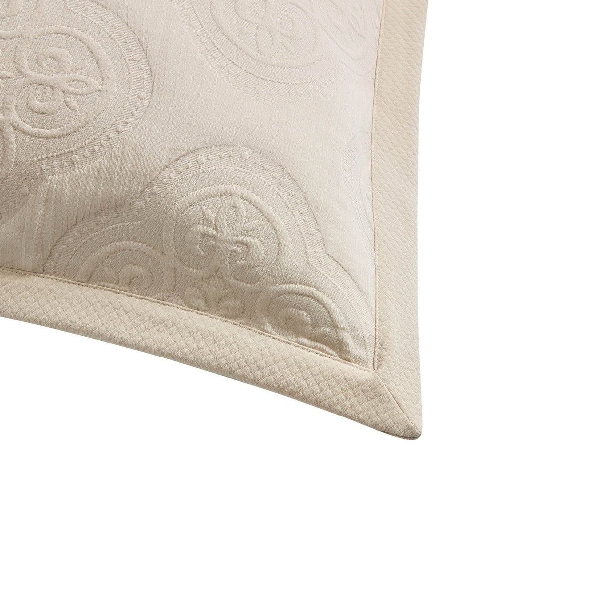 Dusklia - Cannes Matelassé Cushion Cover - Wheat