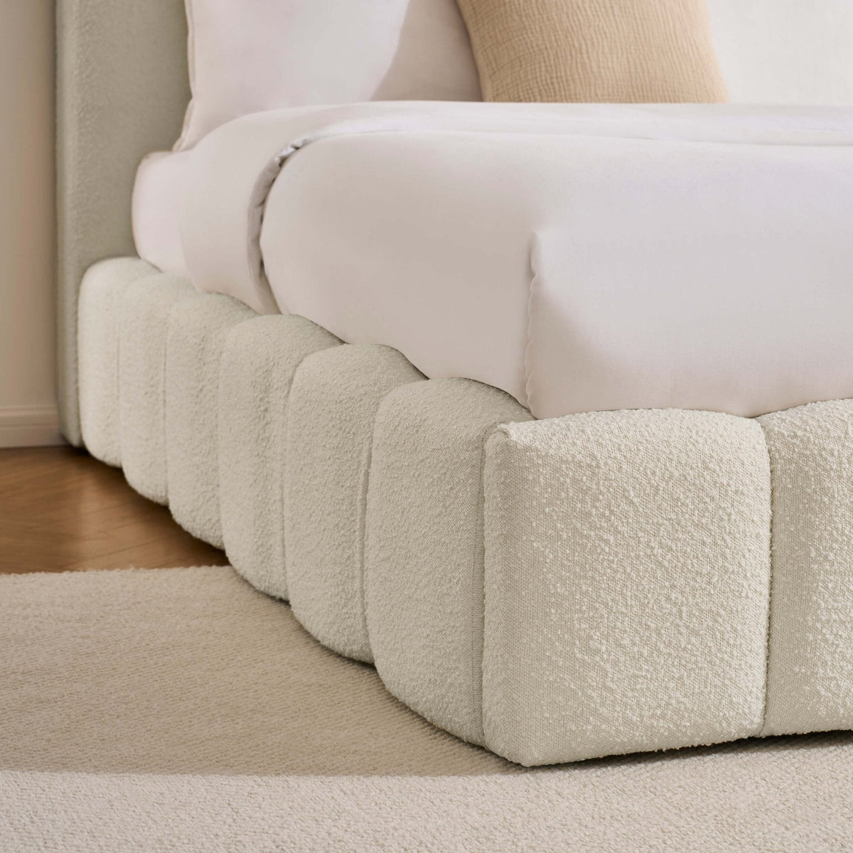 Dusklia - Cheshire Boucle Ottoman Storage Bed - Off White