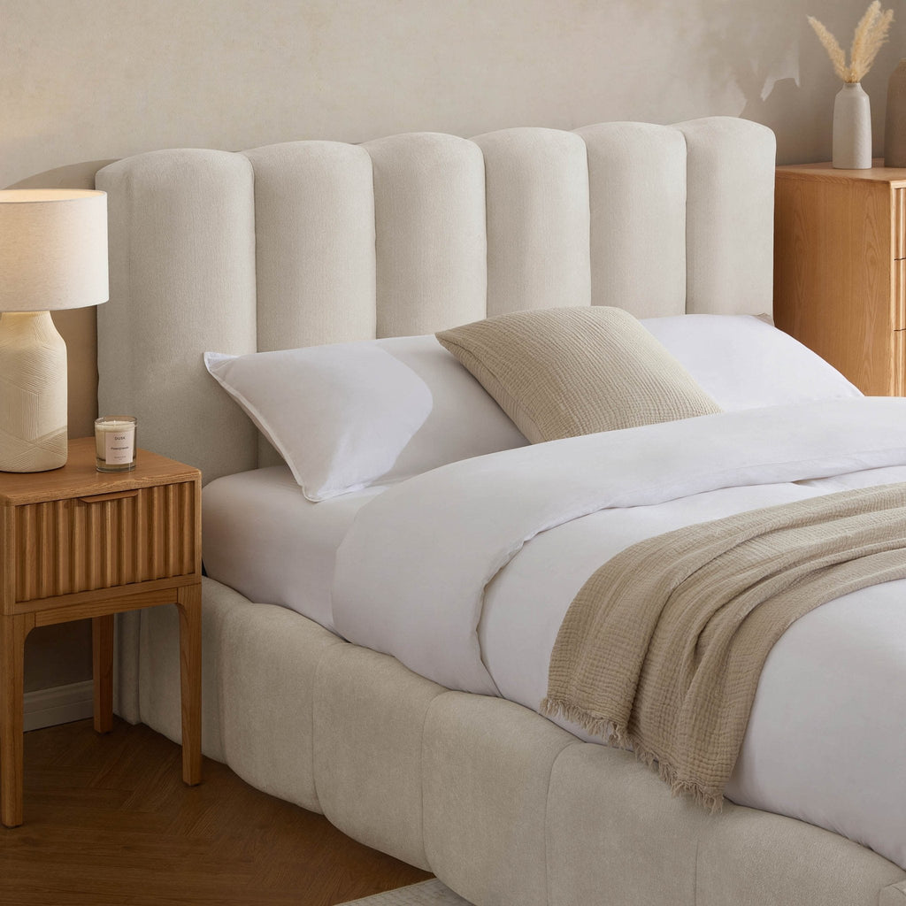 Dusklia - Cheshire Ottoman Storage Bed - Ivory