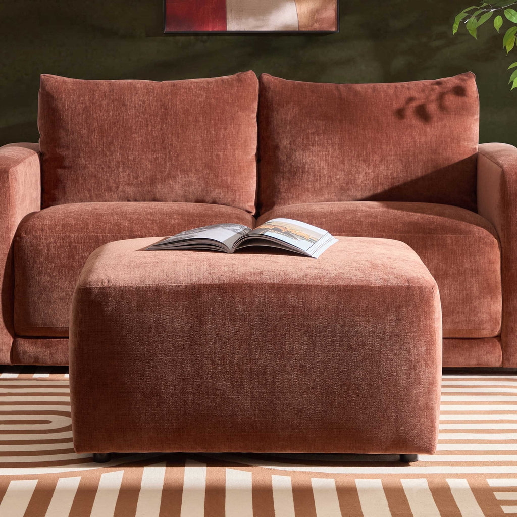 Dusklia - Chicago Pouffe - Chenille Dark Rust