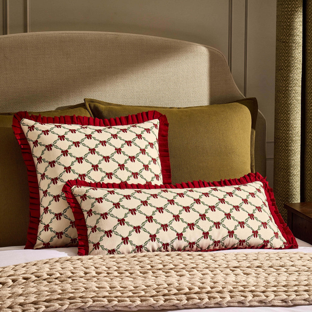 Housse de coussin en 100 % coton avec bord festonné et nœud de Noël - Bordeaux