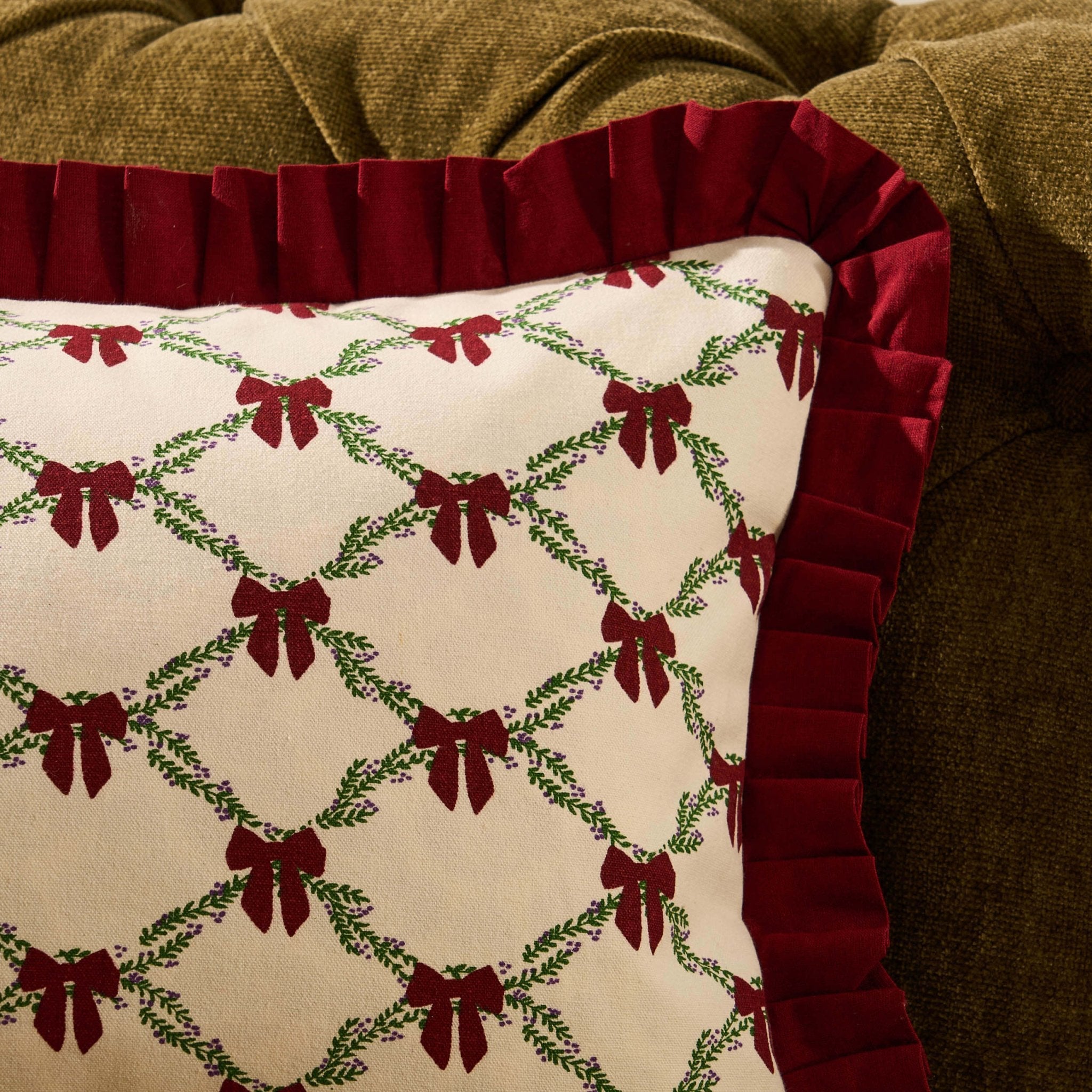 Housse de coussin de canapé en 100 % coton avec bord volanté et nœud de Noël - Bordeaux