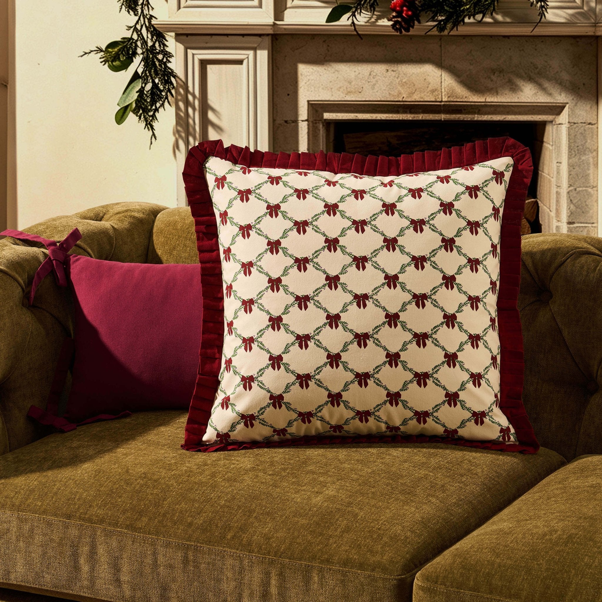 Housse de coussin de canapé en 100 % coton avec bord volanté et nœud de Noël - Bordeaux