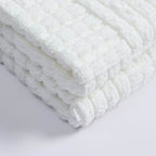 Dusklia - Chunky Chenille Throw - White