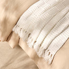 Dusklia - Chunky Chenille Throw - White