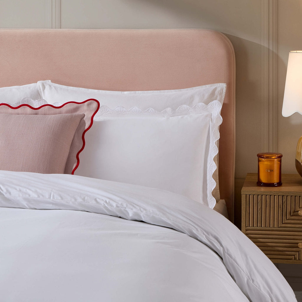 Dusklia - Collette 200 Thread Count Lace Scallop Trim Duvet Cover & Pillowcase Set - White