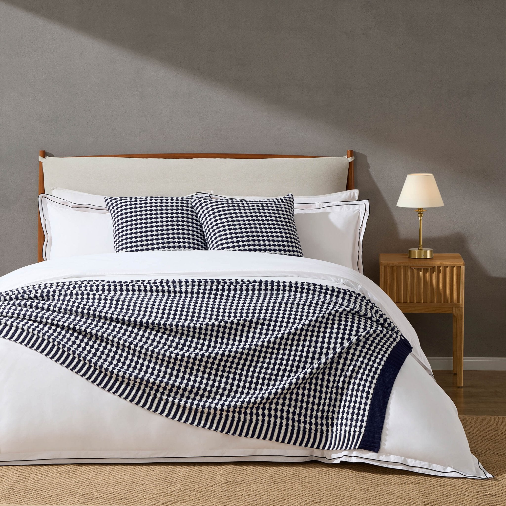 Dusklia - Contrast Pattern Knit Throw - Midnight