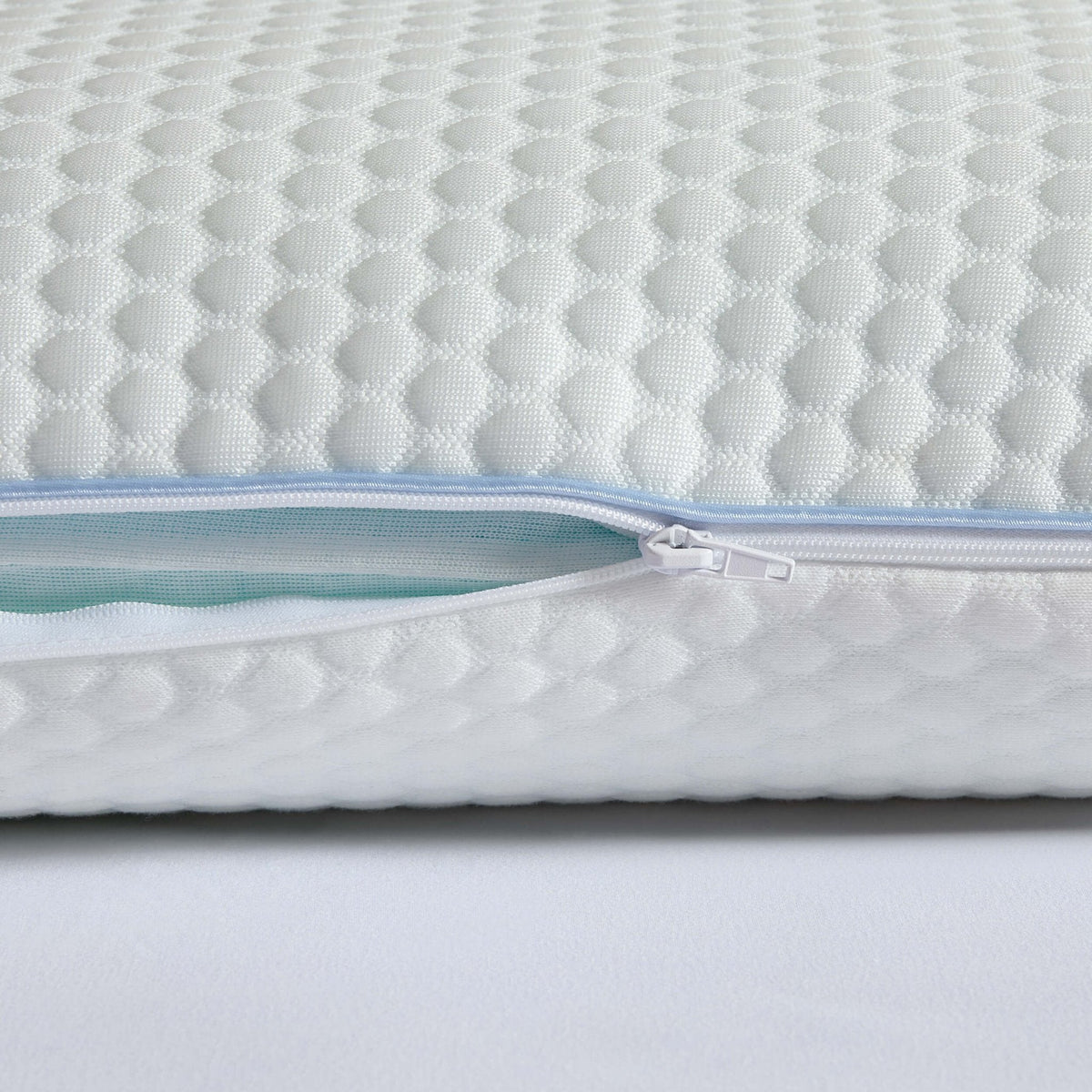 Dusklia - Cooling Memory Foam Pillow - White