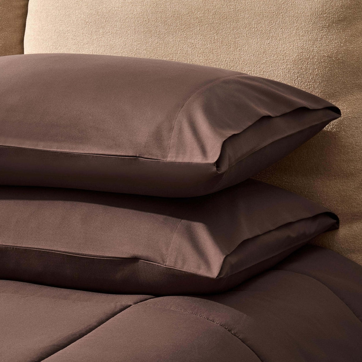 Dusklia - Machine Washable Coverless Duvet & Pillowcase Set - Brown