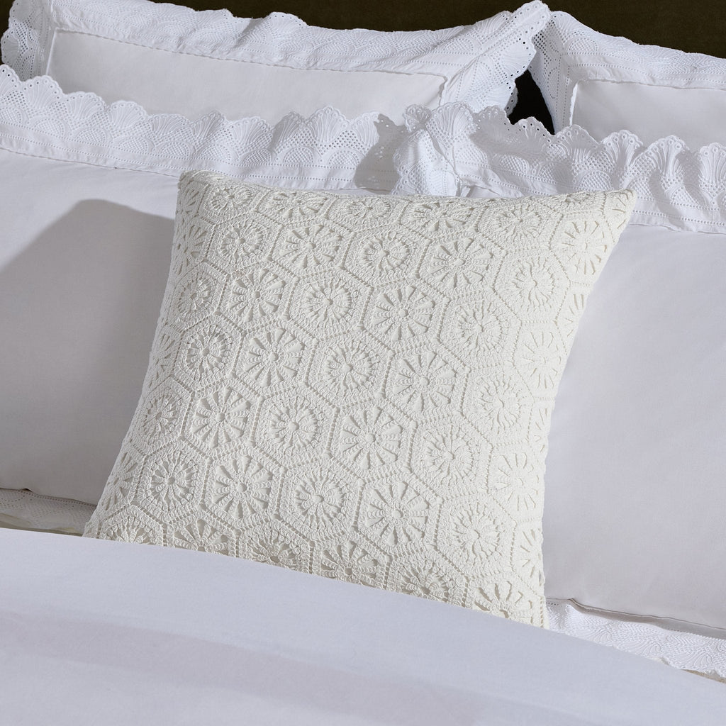 Dusklia - Crochet Knit Cushion Cover - Off White