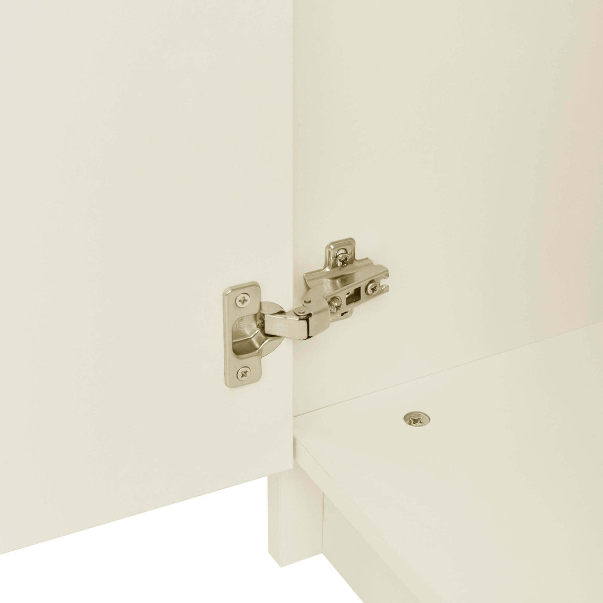 Dusklia - Darcey 3 Door Wardrobe - Cream