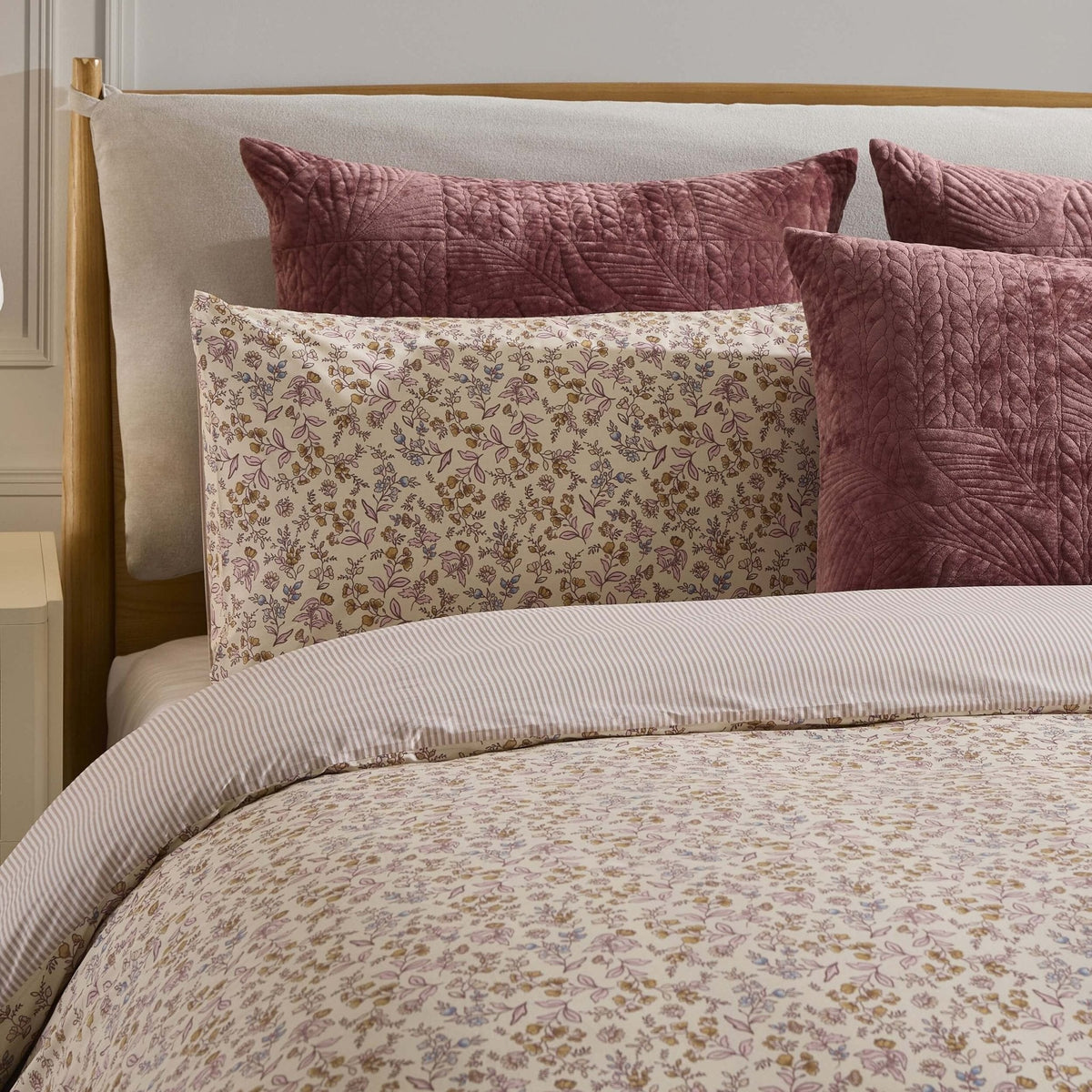 Dusklia - Elleanor 100% Cotton Floral Duvet Cover & Pillowcase Set - Multicoloured