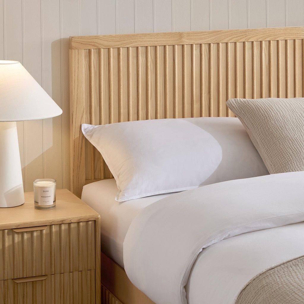 Dusklia - Elena Divan Bed - Wood