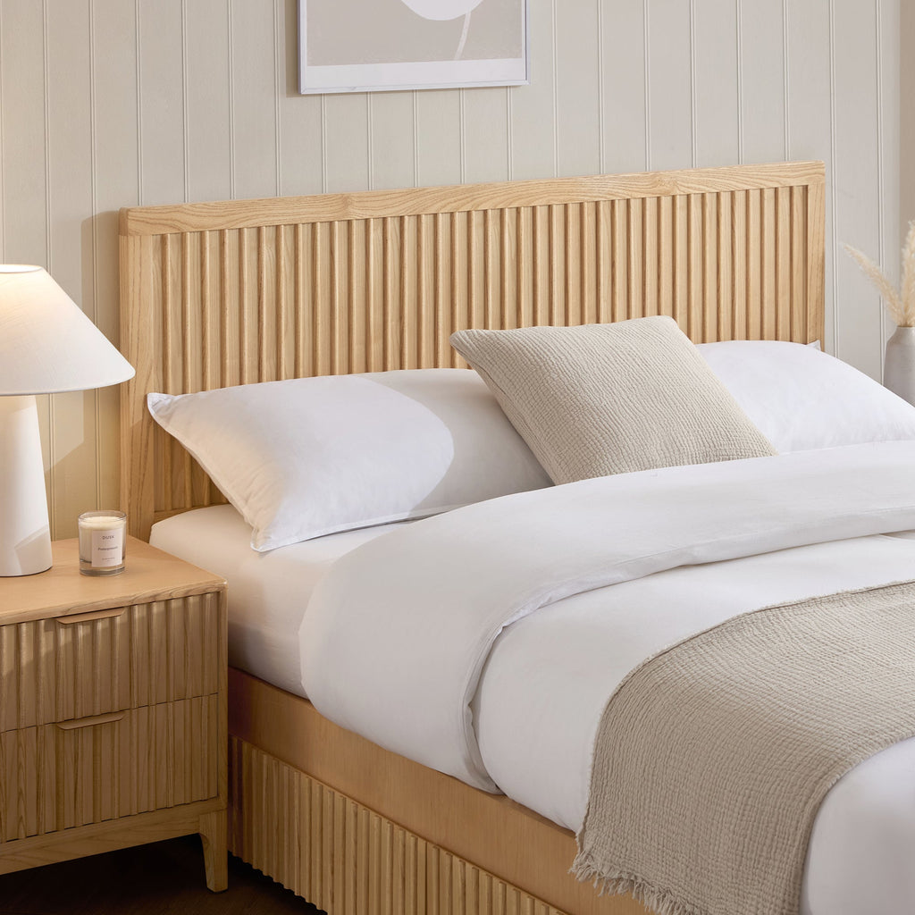 Dusklia - Elena Divan Bed - Wood