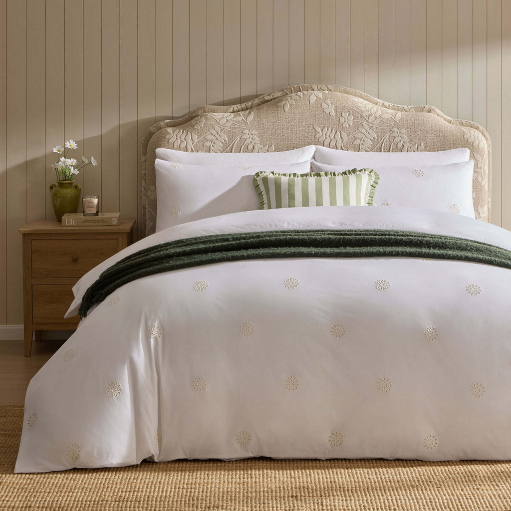 Dusklia - Emily 100% Cotton Broderie Anglaise Duvet Cover & Pillowcase Set - White
