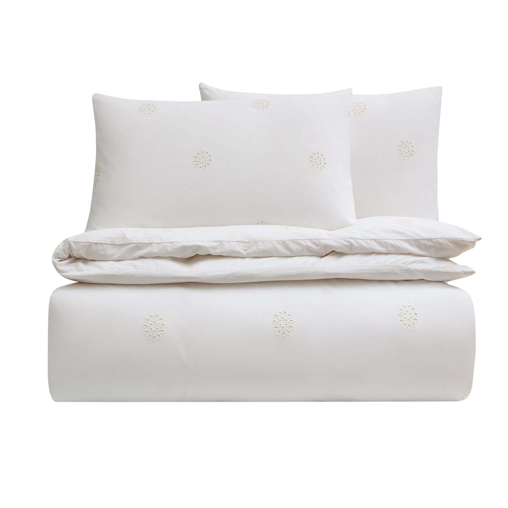 Dusklia - Emily 100% Cotton Broderie Anglaise Duvet Cover & Pillowcase Set - White