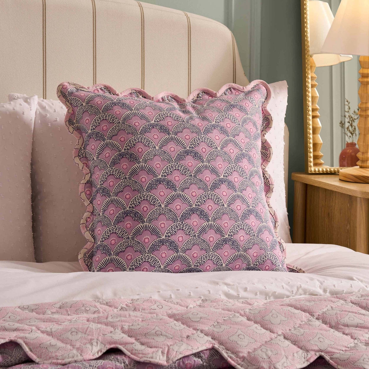 Dusklia - Esme 100% Cotton Printed Scallop Reversible Cushion Cover - Pink
