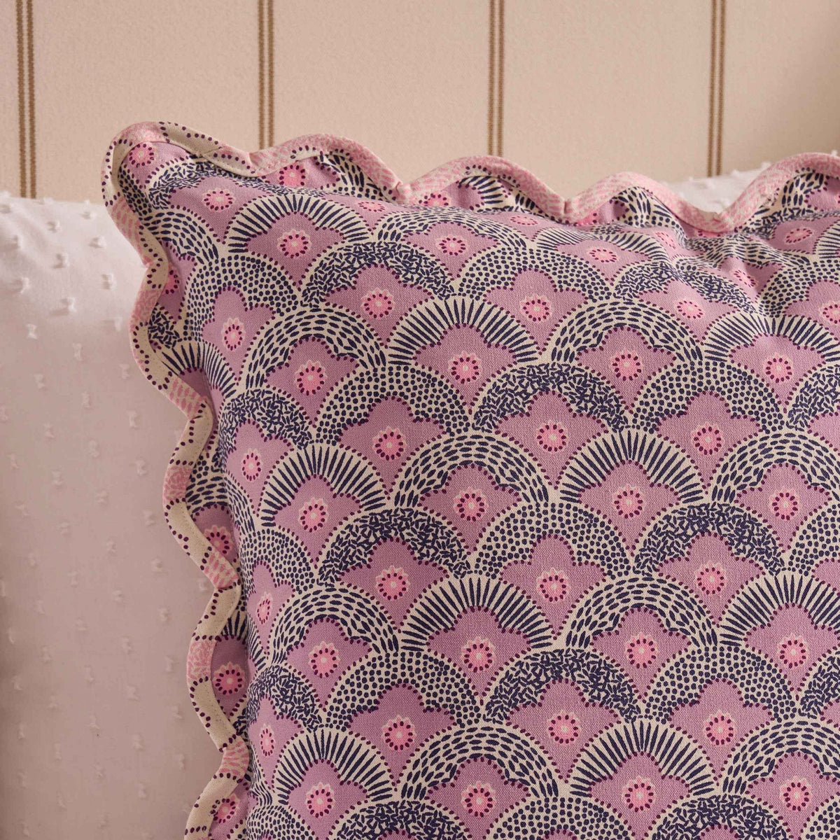 Dusklia - Esme 100% Cotton Printed Scallop Reversible Cushion Cover - Pink