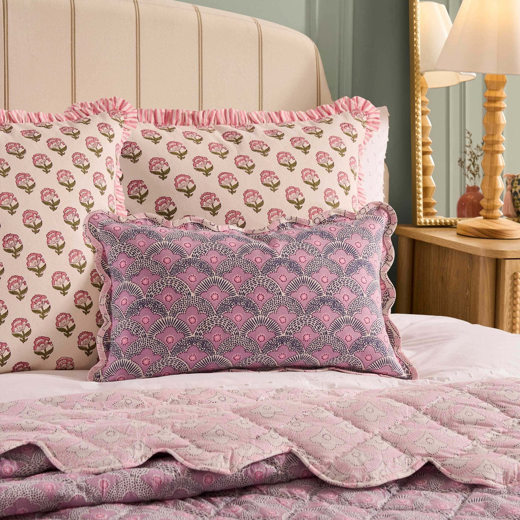 Dusklia - Esme 100% Cotton Printed Scallop Reversible Cushion Cover - Pink