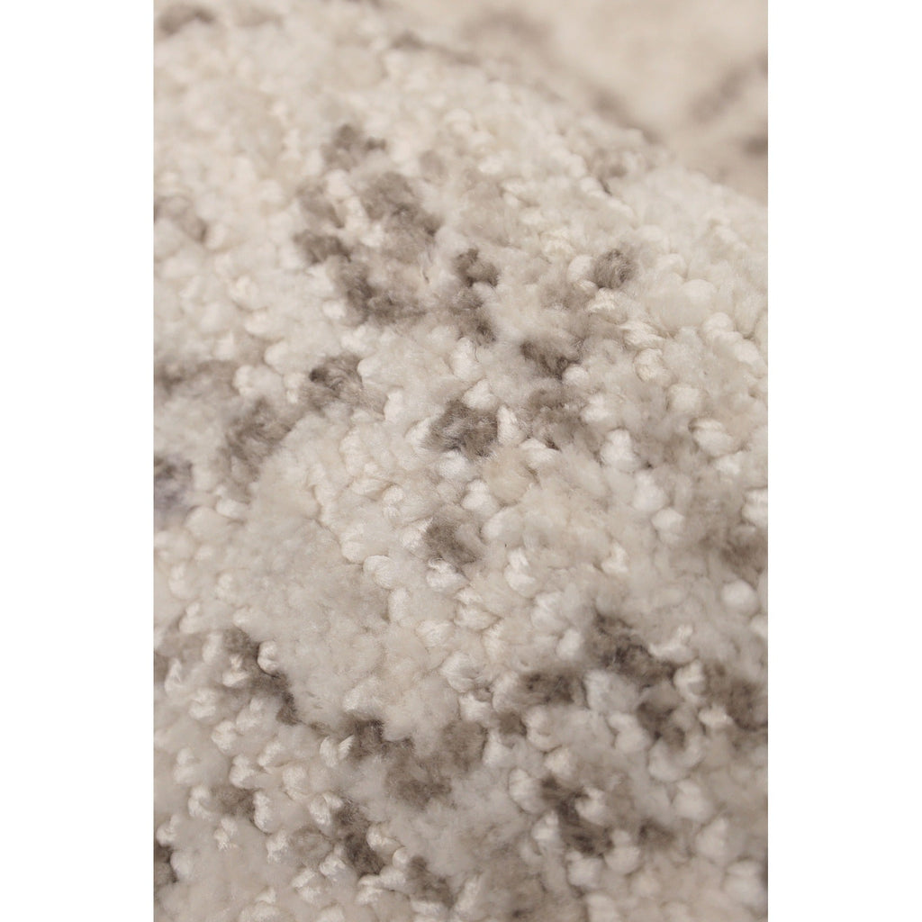 Dusklia - Ezra Traditional Tufted Edge Rug - Natural